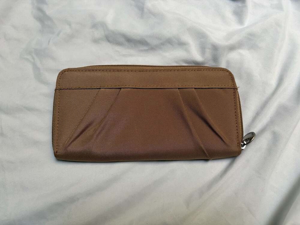 Travelon RFID Blocking Zip Around Clutch Wallet